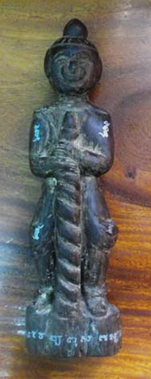 ท่านท้าวเวสสุวรรณ ไม้พยุงแกะเก่า ขนาดบูชา 5x16นื้ว