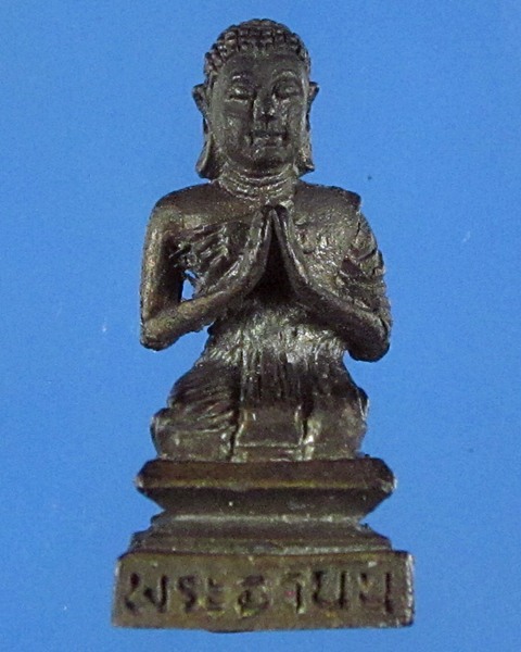 รูปหล่อพระอานนท์ เนื้อนวะโลหะ วัดชลอ บางหรวย จ.นนทบุรี