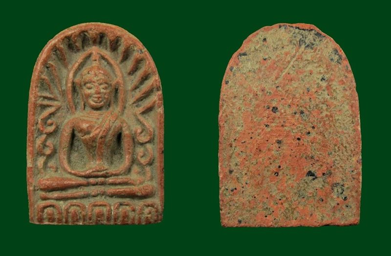 พระซุ้มกอเนื้อดิน 2 องค์ 1