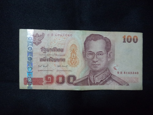 $$เคาะเดียว$$  ธนบัตรที่ระลึกชนิดราคา 100 บาท
