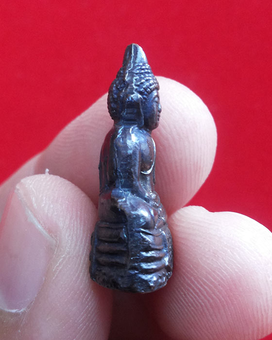 หลวงพ่อโสธรลอยองค์ รุ่นทองประทาน ปี 2550 สวยสมบูรณ์มาก ++กล่องเดิมจากวัด