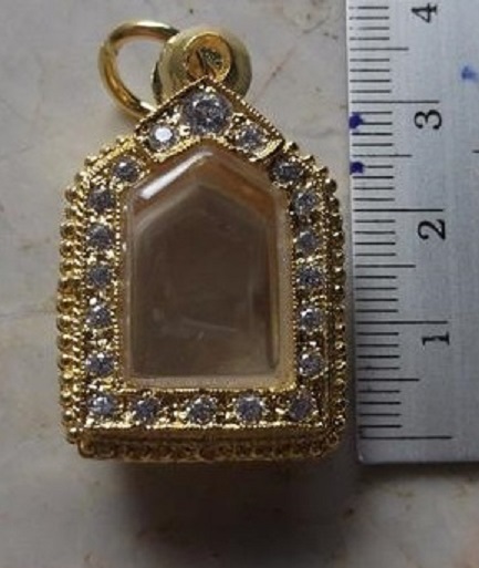 ตลับเงินล้อมเพชร ชุบทองแท้ ใ่ส่ขนแผนผงพรายพิมพ์เล็ก  เคาะเดียว 