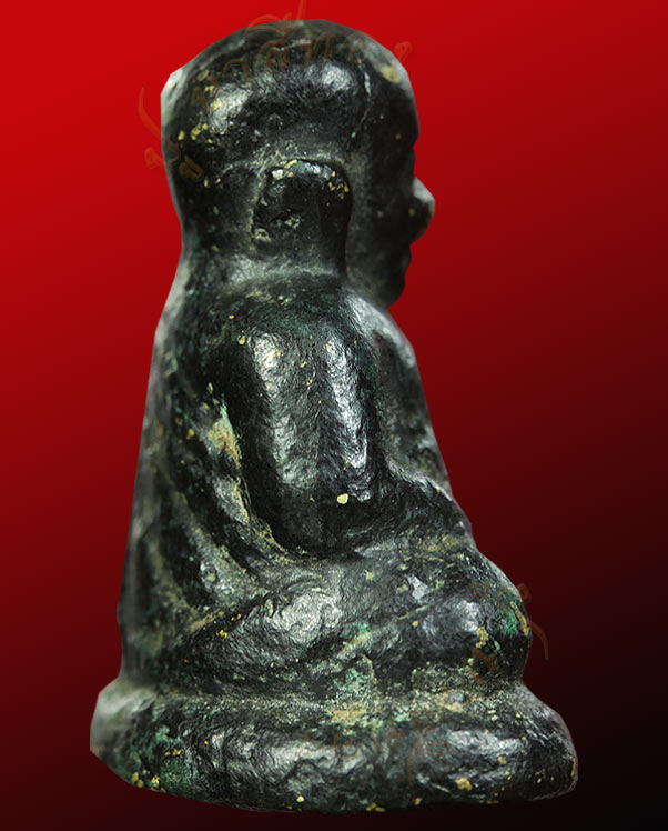 หลวงพ่อเงิน วัดบางคลาน จังหวัด พิจิตร รุ่นปืนแตก พิมพ์นิยมเศียรโต ปี ๒๕๒๘ (๑) 