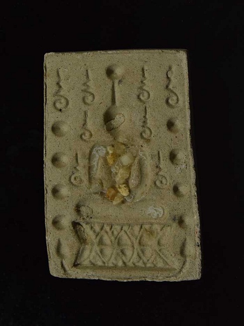 สมเด็จคู่ชีวิต พิมพ์พิเศษ เนื้อเทาด้านหลังโรยพระธาตุด้านหน้าฝังเพรชรหน้าทั่งหลวงปู่หมุนวัดบ้านจาน