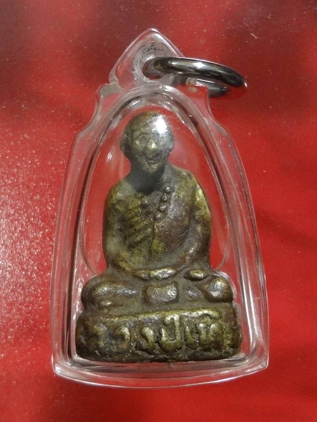 หล่อหลวงปู่เทียนวัดโบสถ์2514ครับ