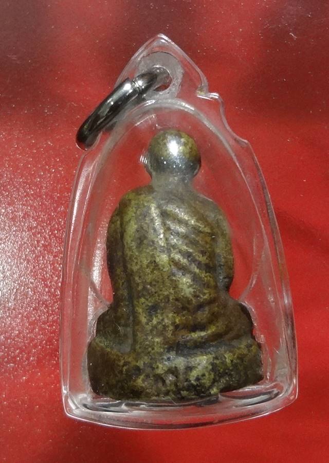 หล่อหลวงปู่เทียนวัดโบสถ์2514ครับ