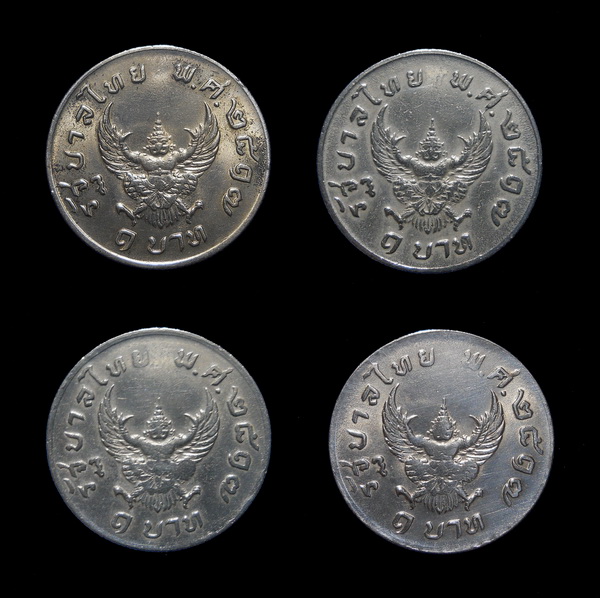 @@วัดใจ 30 บาท@@เหรียญ 1 บาท ปี 2517 หลังครุฑ จำนวน ๔ เหรียญ สวย ๆ (K.72)