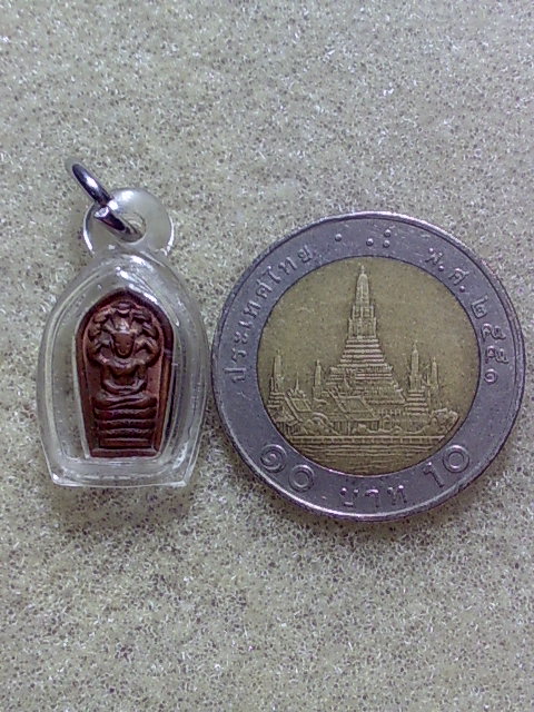 ปรกใบมะขาม หลวงปู่โต๊ะ สภาพเดิมๆครับ