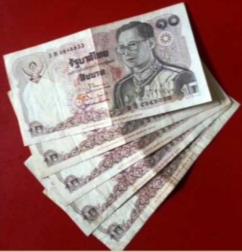 ธนบัตร 10 บาท แบบที่่ 12 จำนวน 5 ใบ