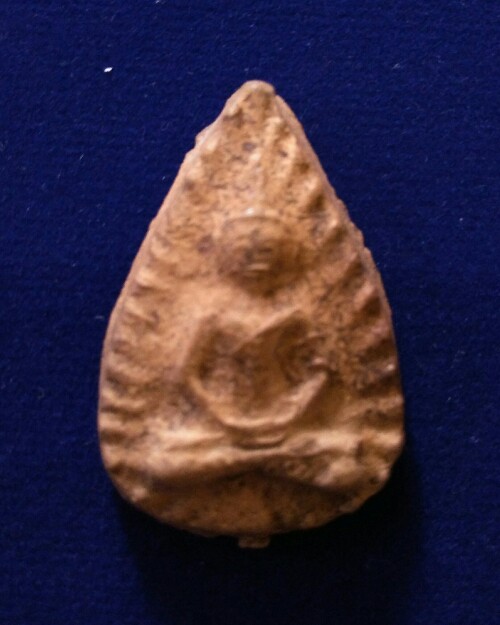 พระกลีบบัว กรุวัดลิงขบ