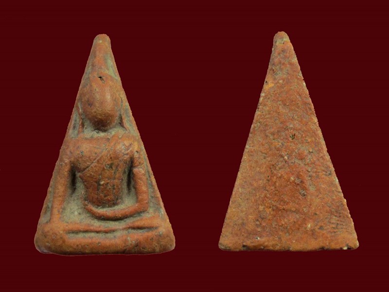 พระนางพญา เนื้อดินเก่าๆ