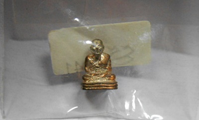 หลวงปู่ทวด เบตง3 พิมพ์จิ๋ว อยู่ในซีลเดิมๆ เคาะเดียวครับ