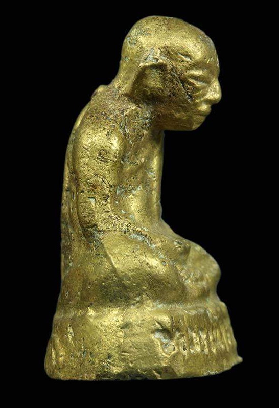 หล่อโบราณพ่อท่านคล้าย หลังคู้ ปี 03  สภาพสวยแชมช์