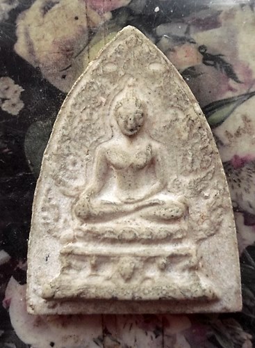 วัดใจเริ่ม 10 บาท กับ ผงพระพุทธ วัดพรหมาโสฬษาราม (วัดคลองแปด) ตำบล ภูน้ำหยด อำเภอ วิเชียรบุรี จังหวั