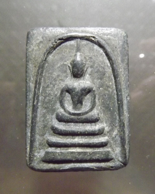 สมเด็จหลวงพ่อกวย เนื้อใบลานผงน้ำมัน วัดโฆสิตาราม จ.ชัยนาท