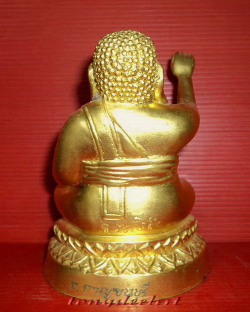 พระสังกัจจายน์กวักบูชาปิดทอง หลวงพ่อลำใย วัดทุ่งลาดหญ้า จ.กาญจนบุรีค่ะ