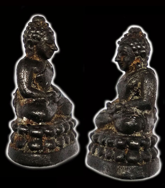 เคาะเดียว พระชัยวัฒน์หลวงปู่หมุน เนื้อเหล็กน้ำพี้ รุ่นไตรมาสรวยทันใจปี๔๓ สถาพแชมป์ ดินเต็ม สวยมากๆ