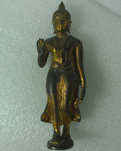 ไม่รู้ที่ ฐาน1นิ้ว สูง4นิ้ว เคาะเดียวแดง