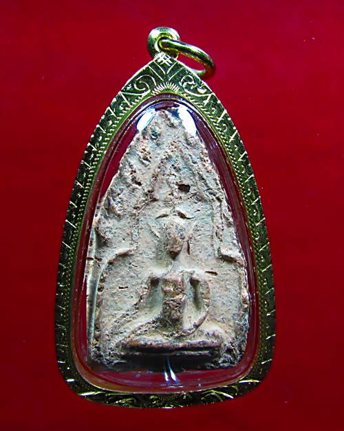 ขุนแผนพลายคู่ตัดเดี่ยว กรุบ้านกร่าง พิมพ์เกศอุ เลี่ยมทองครับ