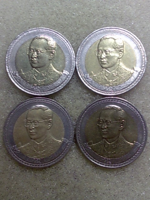เหรียญ 10 บาท รัชกาลที่๙ จำนวน 4 เหรียญ