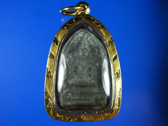 พระผงผสมว่านรุ่นแรก หลวงปู่ดู่ วัดสะแก ปี2492 พิมพ์พระแก้วมรกตเล็บมือ จารตาเปิดเนตร