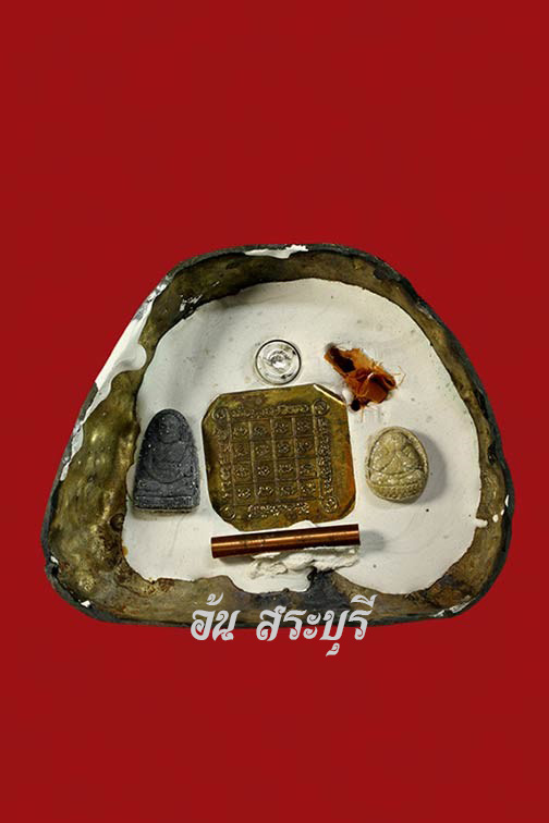 พระบูชา ขนาด 5 นิ้ว รุ่นแรก หลวงพ่อเอื้อน วัดวังแดงใต้ จ.พระ นครศรีอยุธยา