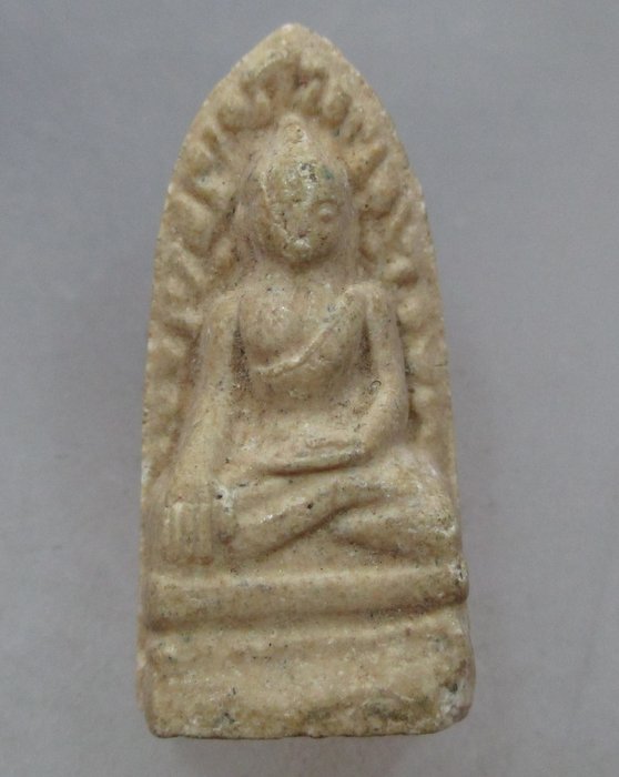 20 บาท พระรอดหลังข้าวสารหิน ไม่ทราบที่ครับ