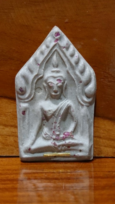 พระขุนแผนหลวงปู่ทิม วัดพระขาว เนื้อเกสรตะกรุดทองคำ ปี47