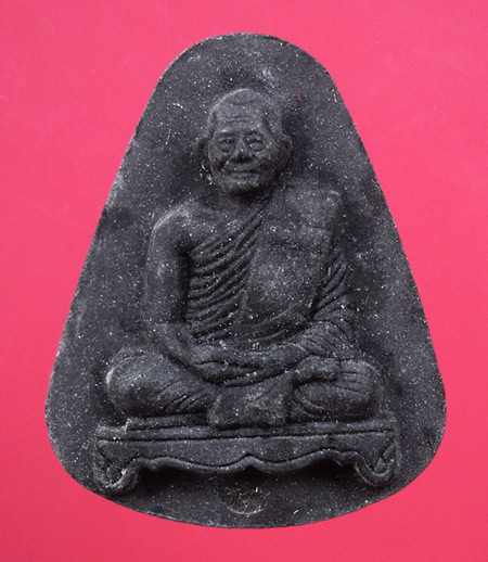 พระผงพรายกุมาร เจริญพร เนื้อดำโรยพลอยฝังตะกรุด หลวงพ่อสาครวัดหนองกรับครับ