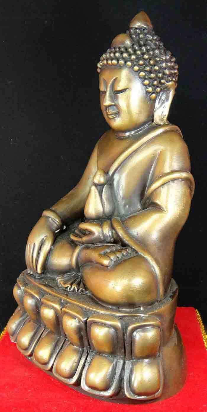 ***พระกริ่งบูชา*** เนื้อทองเหลืองรมมัน หน้าตัก 5 นิ้ว ฐานกว้าง 4 x 6 นิ้ว สูง 9 นิ้ว ใต้ฐานอุดแผ่นยั