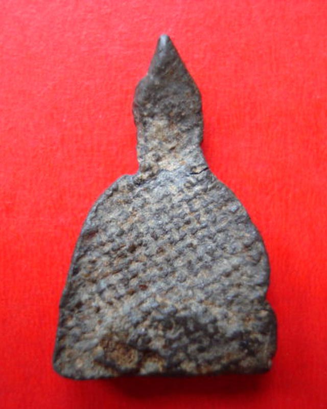 พระร่วงนั่งแขนหักศอก  เนื้อชินเงิน  สุโขทัย 