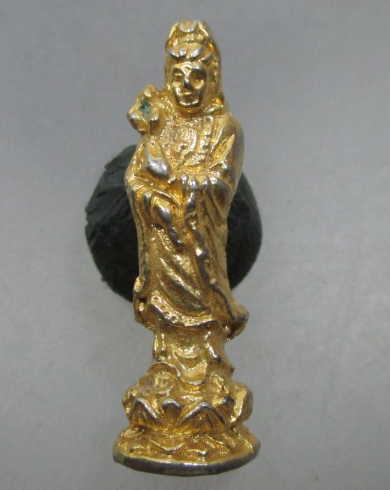 20 บาท รูปหล่อพระโพธิ์สัตว์กวนอิม