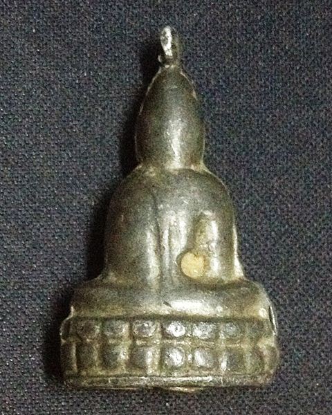  พระพุทธหล่อเนื้อตะกั่ว ฝังเขี้ยว หลวงพ่อดำ วัดกุฏี ปราจีนบุรี