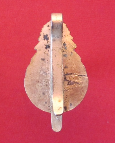 แหนบ หลวงพ่อฤาษีลิงดำ   วัดท่าซุง   กะไหล่ทอง