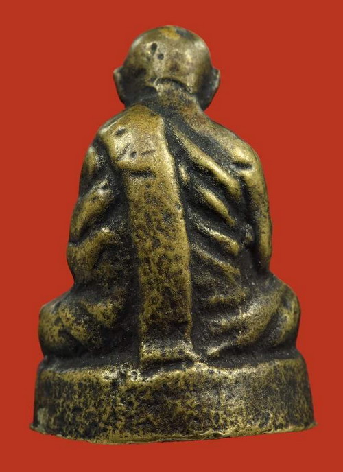 หล่อโบราณพ่อท่านคล้ายรุ่น หลังคู้ พิมพ์หนังสือเต็ม นิยม วัดสวนขัน ปี2503