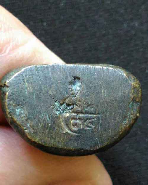 หลวงพ่อเงิน รุ่นฟ้าคำรณ ปี ๒๕๓๔ เนื้อโลหะโบราณหล่อ โค๊ตชัดเจน (เคาะเดียวแดง)