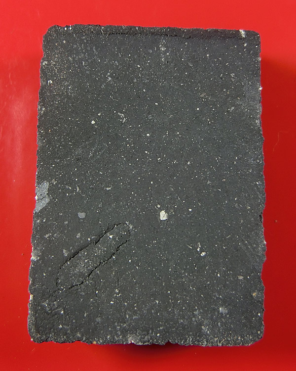 หลวงปู่ทวดเนื้อว่าน รุ่นกองทุน วัดช้างไห้ ปี 2535 พิมพ์ใหญ่