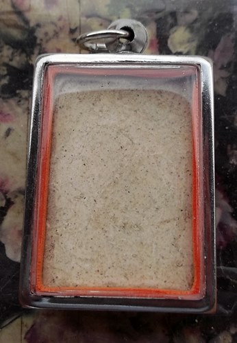 วัดใจเริ่ม 10 บาท กับ ผงหลวงพ่อพุทธโสธร    …AT406