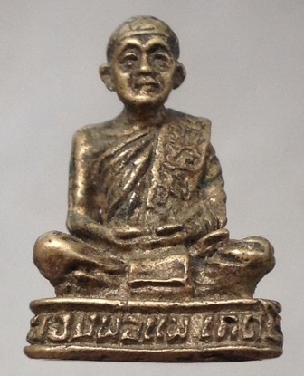 รูปหล่อหลวงพ่อแพ วัดกลางราชครูธาราม จ.อ่างทอง