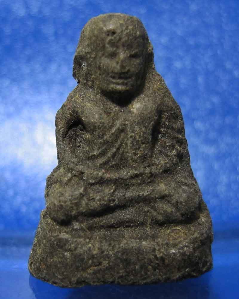 รูปหล่อหลวงพ่อเงิน วัดบางคลาน  ออกที่วัดท้ายน้ำ จ .พิจิตร เนื้อว่าน มีโค็ตใต้ฐาน