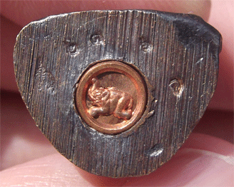 รูปหล่อหลวงพ่อจรัญ ฐิตธมโม วัดอัมพวัน เนื้อทองแดงรมดำ อุดกริ่งโค้ต จ