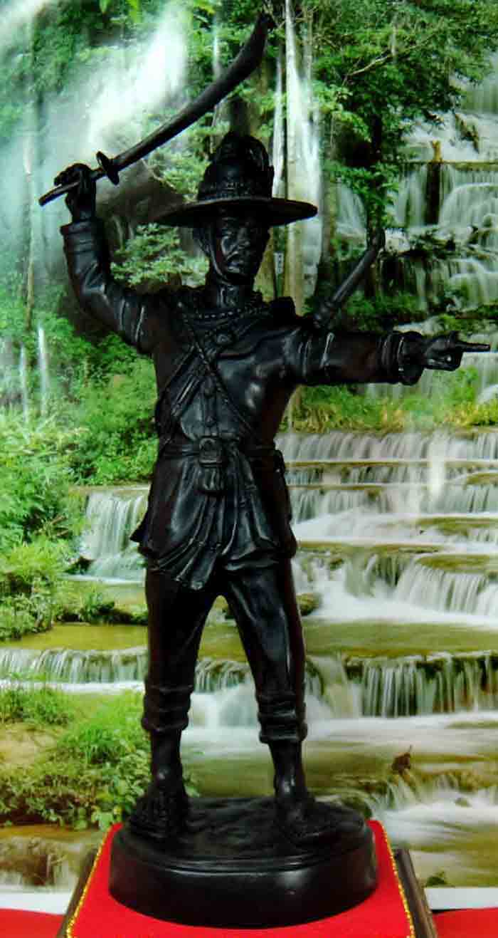 **พระบูชาสมเด็จพระเจ้าตากสินมหาราช** ขนาดความสูง14นิ้ว ฐาน 4.8 นิ้ว(อิริยาบถที่สวยงามมาก)