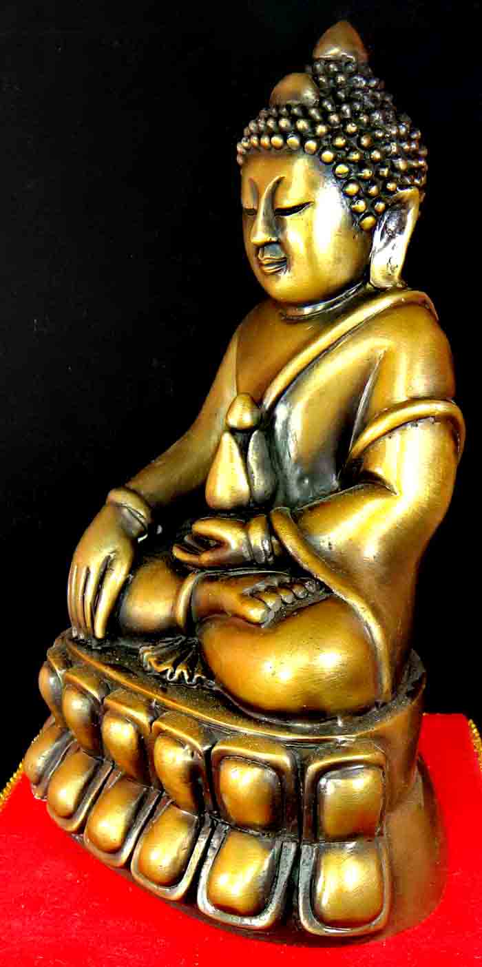 ***พระกริ่งบูชา*** เนื้อทองเหลืองรมมัน หน้าตัก 5 นิ้ว ฐานกว้าง 4 x 6 นิ้ว สูง 9 นิ้ว ใต้ฐานอุดแผ่นยั