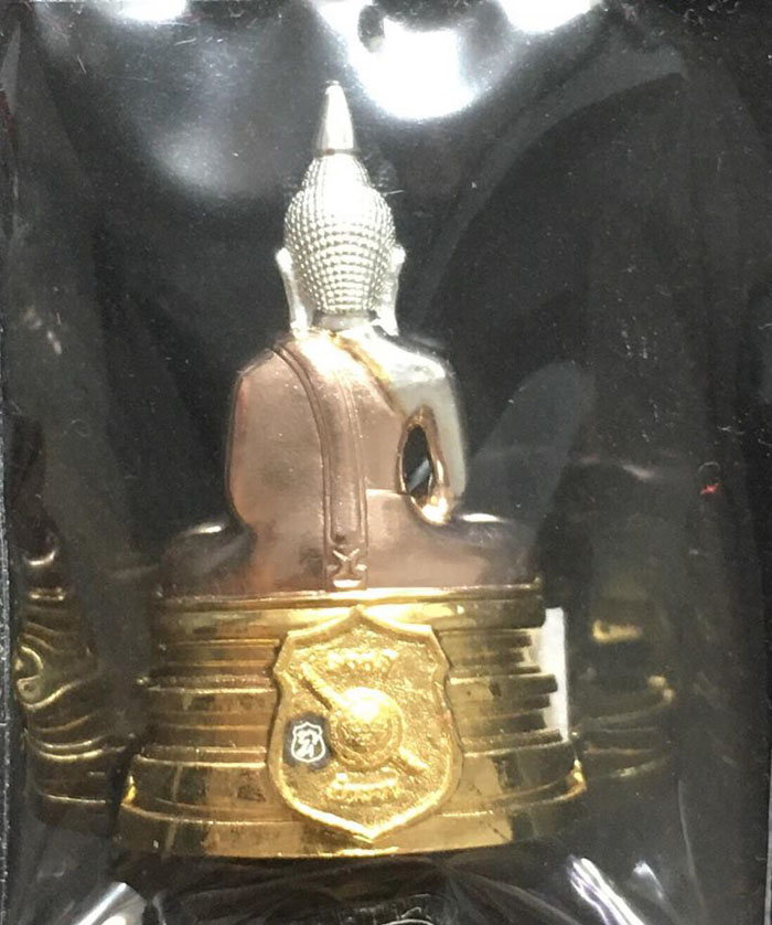 หลวงพ่อโสธร 100 ปี ตร.แปดริ้ว พิมพ์ใหญ่ เนื้อ 3K no.2952 สวยๆพร้อมกล่อง