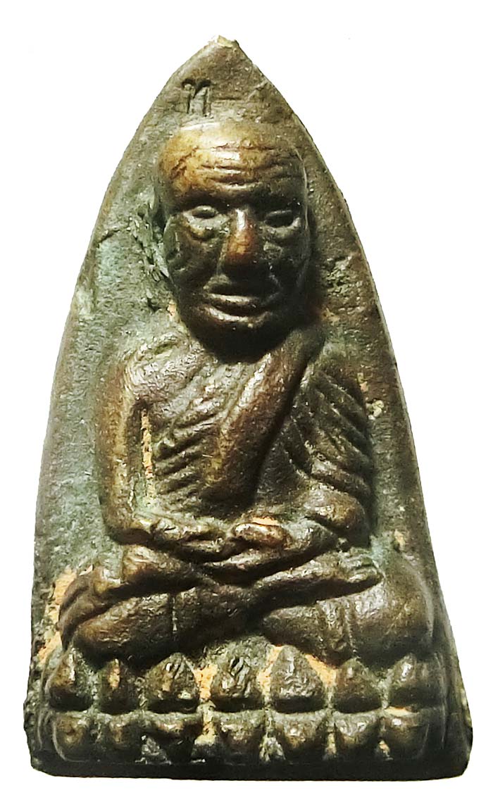 หลวงปู่ทวด กฐิน 2541 วัดช้างให้ หล่อโบราณเนื้อระฆัง เลข 38 สร้าง999องค์ 4 โค๊ด สวยเดิมๆครับ