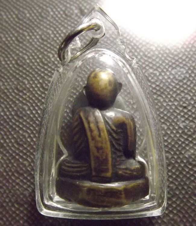 รูปเหมือนปั้ม สมเด็จพระพุฒาจารย์ โต พรหมรังสี ก้นวงเดือน