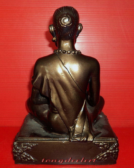 รูปหล่อบูชาหมอชีวกโกมารภัจจ์  บูชาไว้ให้ห่างไกลโรคภัยค่ะ 