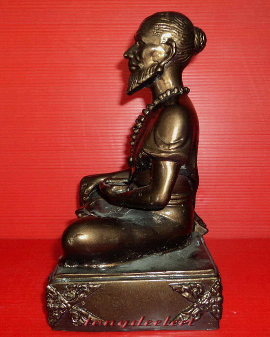 รูปหล่อบูชาหมอชีวกโกมารภัจจ์  บูชาไว้ให้ห่างไกลโรคภัยค่ะ 