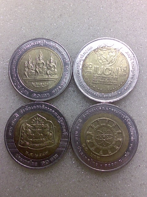 เหรียญ 10 บาท รัชกาลที่๙ จำนวน 4 เหรียญ