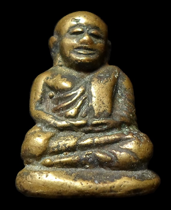 หลวงพ่อเงิน (โค๊ต นะ)